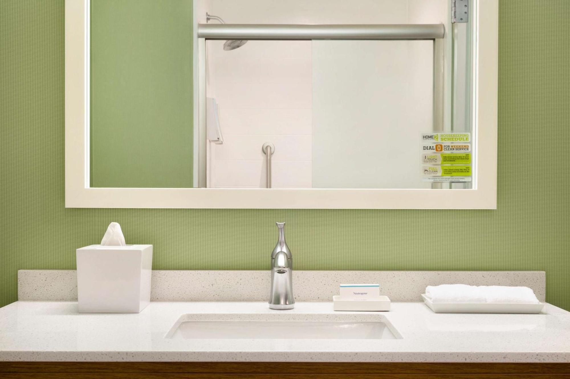 Home2 Suites By Hilton הסברוק הייטס מראה חיצוני תמונה