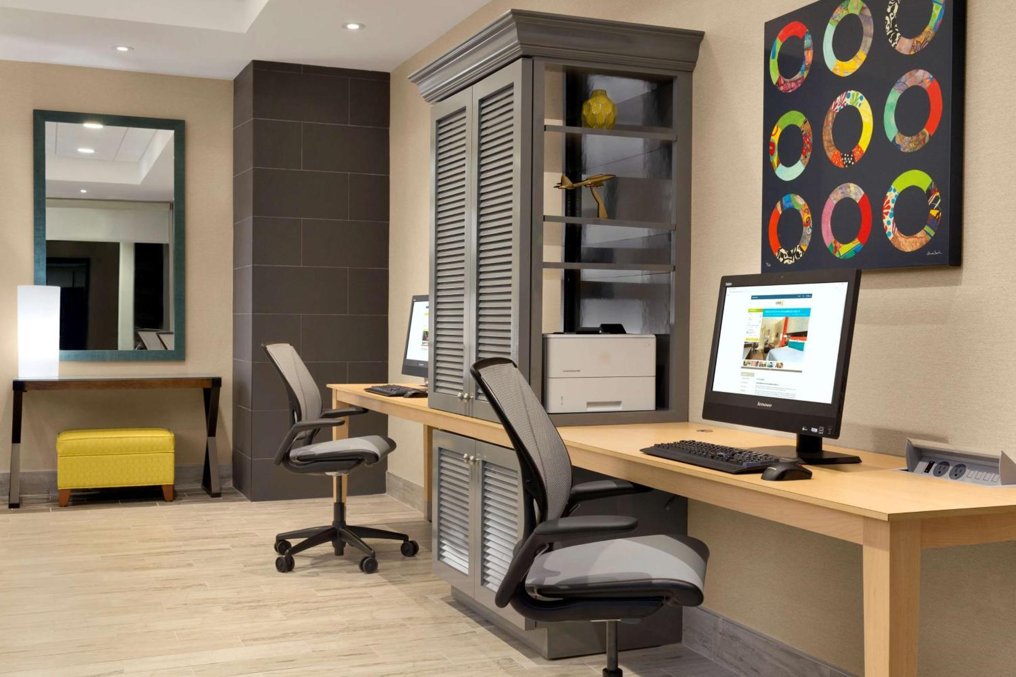 Home2 Suites By Hilton הסברוק הייטס מראה חיצוני תמונה